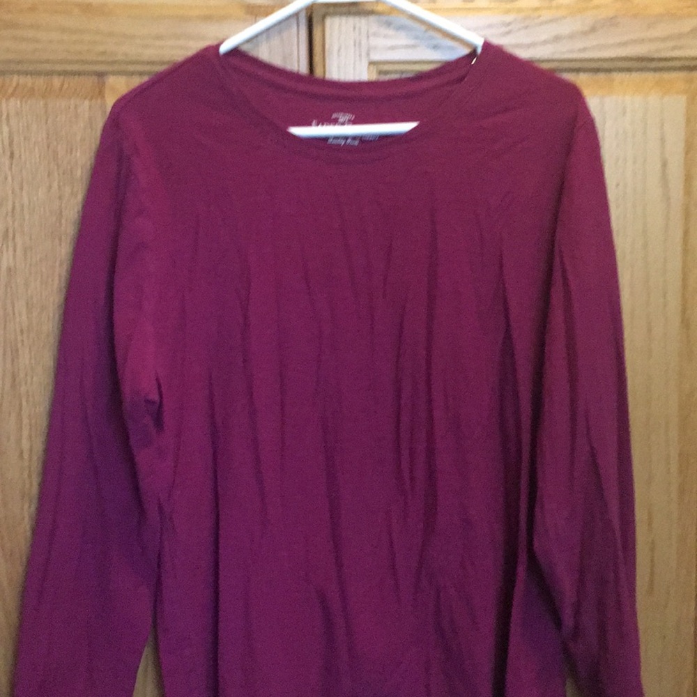 Long sleeve tee